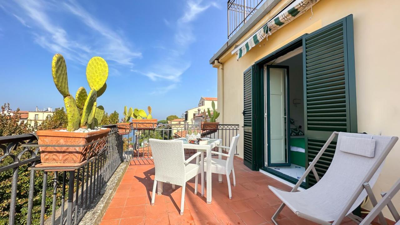 Hotel Villa Di Sorrento Exterior photo