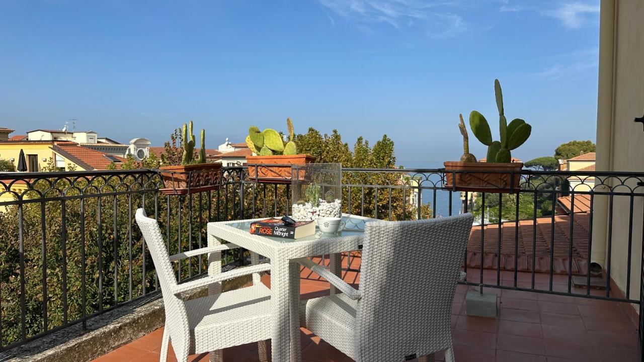 Hotel Villa Di Sorrento Exterior photo