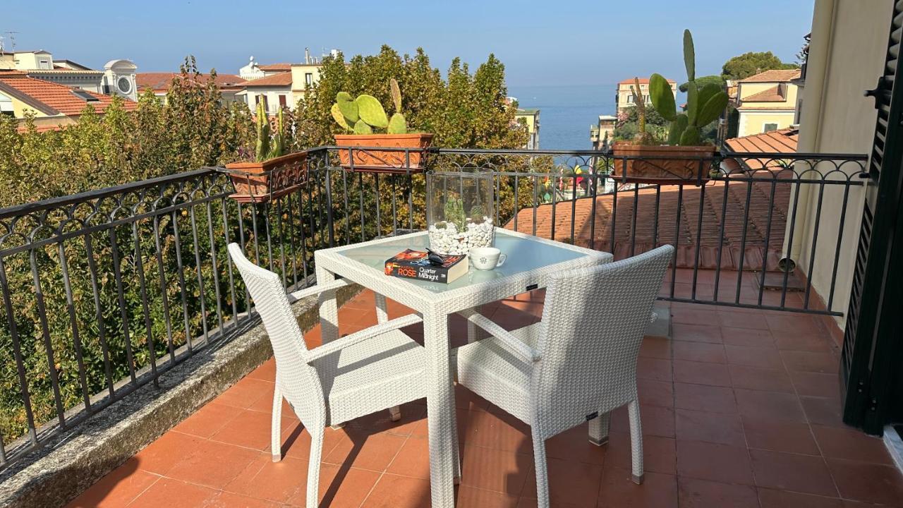 Hotel Villa Di Sorrento Exterior photo